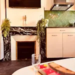 Bella Apartment *